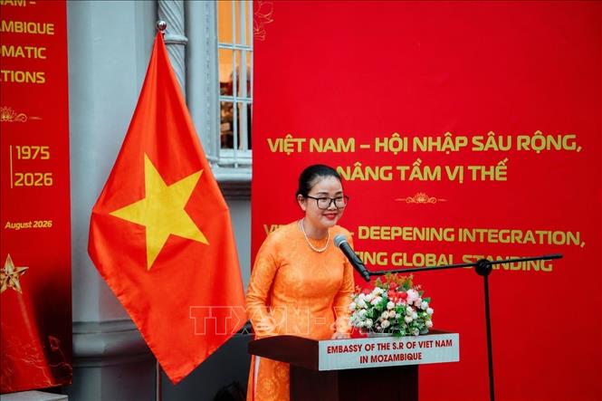 Đại sứ Việt Nam tại Mozambique Trần Thị Thu Thìn phát biểu, nhấn mạnh những thành tựu hội nhập của Việt Nam và quyết tâm thắt chặt quan hệ đối tác tin cậy giữa hai quốc gia. Ảnh: TTXVN phát