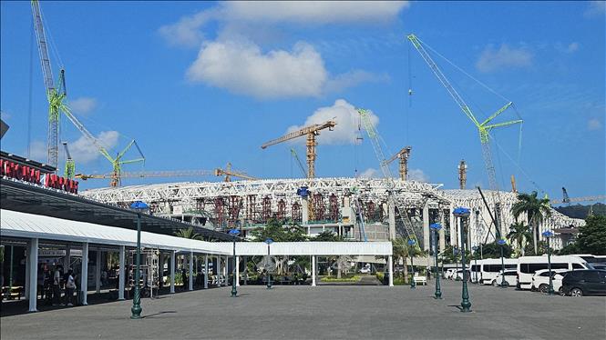 Là dự án trọng điểm phục vụ APEC 2027 tại đặc khu Phú Quốc (tỉnh An Giang), dự án đầu tư mở rộng Cảng Hàng không quốc tế Phú Quốc do Sun Group làm nhà đầu tư đang được đẩy nhanh tiến độ. Ảnh: Trịnh Hồng – TTXVN
