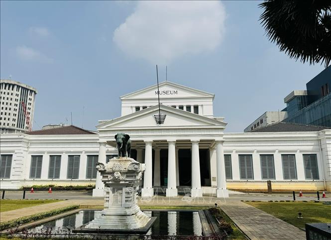 Bảo tàng Quốc gia Indonesia tại Jakarta, nơi lưu giữ nhiều hiện vật có giá trị lịch sử và văn hóa, được xếp hạng Di sản Văn hóa cấp quốc gia từ năm 2015. Ảnh: Đỗ Quyên – PV TTXVN tại Indonesia