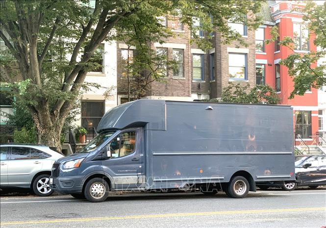 Một xe tải hạng nhẹ lưu thông trên một tuyến đường ở thủ đô Washington, D.C. Ảnh: Ngọc Quang – PV TTXVN tại Mỹ