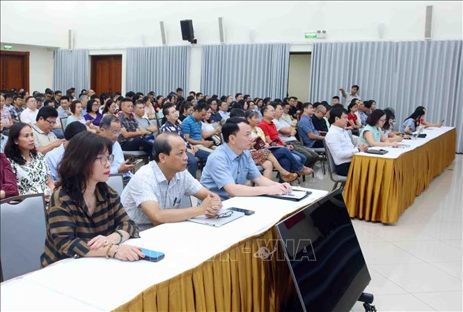 Đảng viên thuộc Đảng bộ Thông tấn xã Việt Nam tham dự hội nghị trực tuyến tại điểm cầu trụ sở Thông tấn Quốc gia (5 Lý Thường Kiệt, Hà Nội). Ảnh: Phạm Kiên - TTXVN