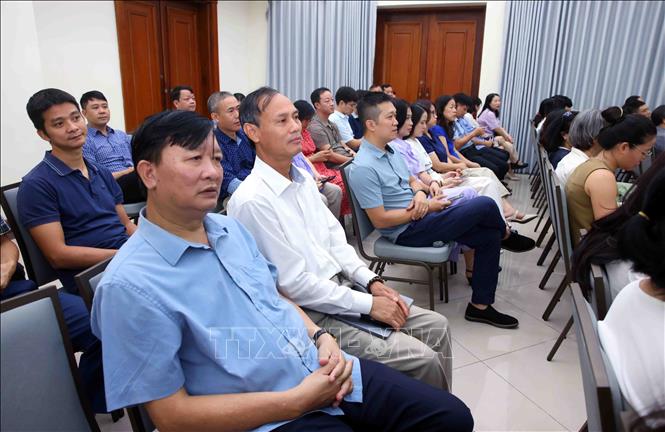 Đảng viên thuộc Đảng bộ Thông tấn xã Việt Nam tham dự Hội nghị trực tuyến tại điểm cầu trụ sở Thông tấn Quốc gia (5 Lý Thường Kiệt, Hà Nội). Ảnh: Phạm Kiên - TTXVN