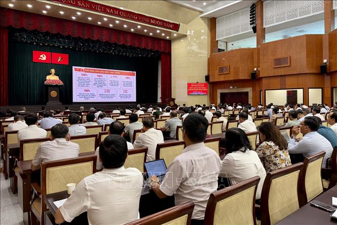 Đại diện các cấp ủy, tổ chức đảng trên địa bàn Thành phố Hồ Chí Minh tham dự Hội nghị tại điểm cầu Hội trường TP. Hồ Chí Minh. Ảnh: Mỹ Phương – TTXVN