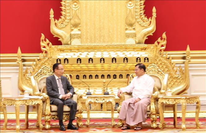 Trong khuôn khổ chuyến thăm chính thức Myanmar, chiều 26/8/2026, Bộ trưởng Ngoại giao Lê Hoài Trung hội kiến Tổng thống Myanmar Min Aung Hlaing. Ảnh: Đỗ Sinh -  TTXVN 