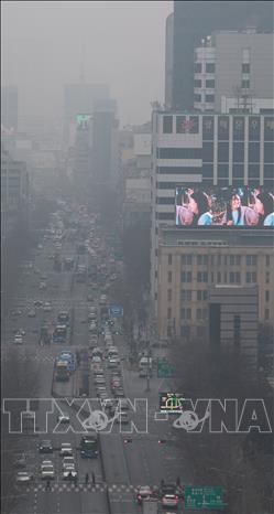 Bụi mịn bao phủ thủ đô Seoul, Hàn Quốc, ngày 11/2/2026. Ảnh: Yonhap/TTXVN phát