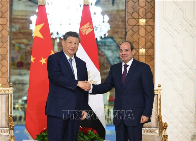 Chủ tịch Trung Quốc Tập Cận Bình (trái) và Tổng thống Ai Cập Abdel Fattah El-Sisi tại cuộc gặp ở Cairo ngày 2/9/2026. Ảnh: THX/TTXVN phát