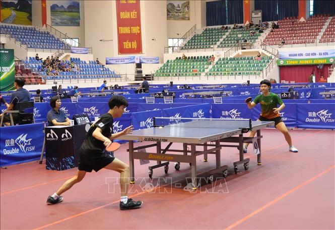 Trận chung kết nội dung đơn nam trẻ 18 – 19 tuổi. Ảnh: Đức Phương - TTXVN