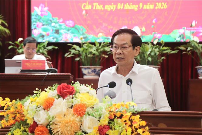 Ủy viên Trung ương Đảng, Bí thư Thành ủy Cần Thơ Đỗ Thanh Bình phát biểu chỉ đạo hội nghị. Ảnh: Thu Hiền - TTXVN