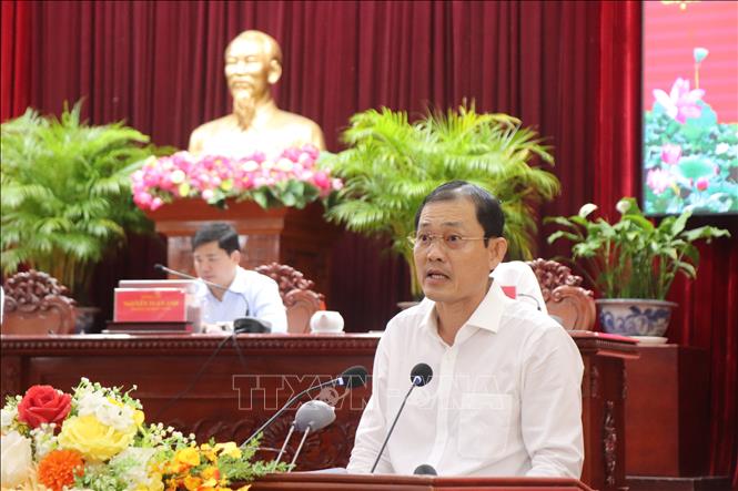 Ông Ngô Anh Tín, Giám đốc Sở Khoa học và Công nghệ thành phố Cần Thơ, đóng góp ý kiến phát triển khoa học, công nghệ trên địa bàn thành phố. Ảnh: Thu Hiền - TTXVN