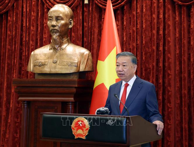 Tổng Bí thư, Chủ tịch nước Tô Lâm phát biểu giao nhiệm vụ cho đồng chí Lê Quang Đạo. Ảnh: Thống Nhất – TTXVN