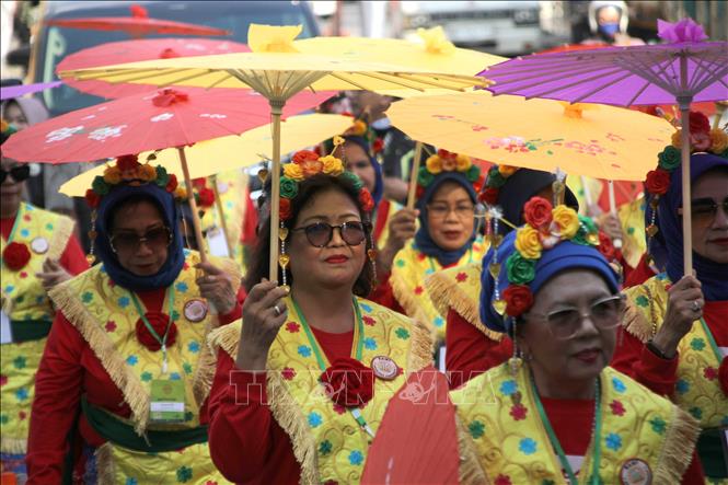 Người dân tham gia Lễ hội Ô Indonesia ở Surakarta, tỉnh Trung Java, ngày 4/9/2026. Ảnh: THX/TTXVN phát