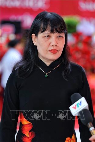 Tiến sĩ Nguyễn Bội Quỳnh, Hiệu trưởng Trường THPT Việt Đức trả lời phỏng vấn báo chí trước Lễ khai giảng năm học 2026–2027. Ảnh: Phạm Tuấn Anh - TTXVN