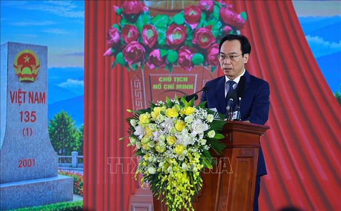 Bộ trưởng Bộ Giáo dục và Đào tạo Hoàng Minh Sơn đọc Thư của Tổng Bí thư, Chủ tịch nước Tô Lâm gửi ngành Giáo dục cả nước tại Lễ khai giảng năm học 2026 - 2027. Ảnh: Dương Giang – TTXVN 
