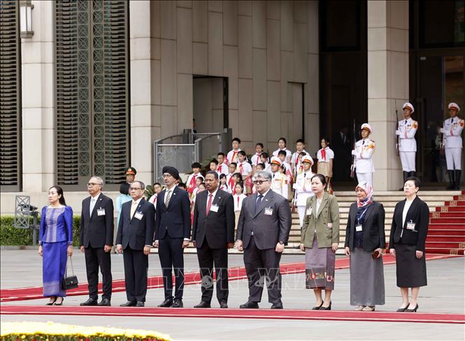 Đại sứ các nước ASEAN tham dự Lễ đón. Ảnh: Thống Nhất – TTXVN