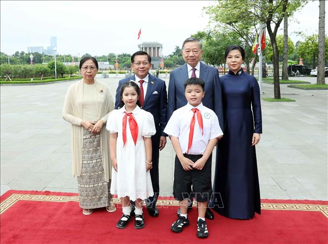 Tổng Bí thư, Chủ tịch nước Tô Lâm và Phu nhân đón Tổng thống Myanmar Min Aung Hlaing và Phu nhân. Ảnh: Thống Nhất – TTXVN
