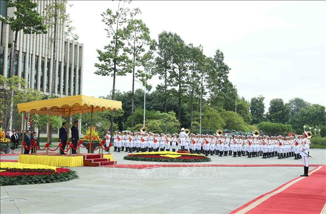 Lễ đón trọng thể Tổng thống Cộng hòa Liên bang Myanmar Min Aung Hlaing và Phu nhân thăm chính thức Việt Nam. Ảnh: Thống Nhất – TTXVN