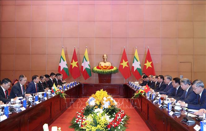 Tổng Bí thư, Chủ tịch nước Tô Lâm và Tổng thống Myanmar Min Aung Hlaing hội đàm. Ảnh: Thống Nhất – TTXVN