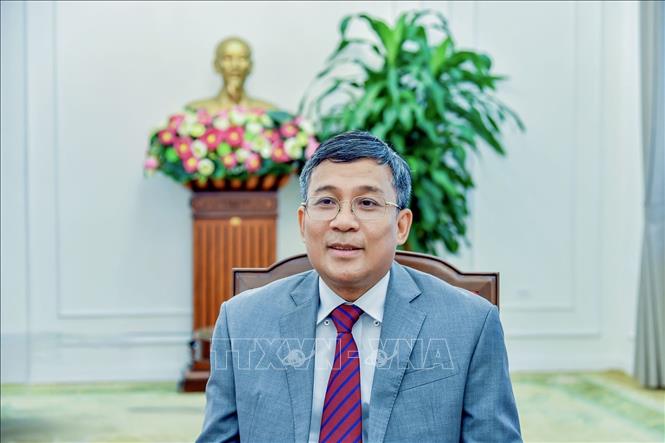 Thứ trưởng Thường trực Bộ Ngoại giao Nguyễn Minh Vũ trả lời phỏng vấn. Ảnh: TTXVN phát