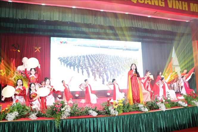 Các tiết mục tham dự hội thi văn nghệ. Ảnh: Mạnh Tú - TTXVN