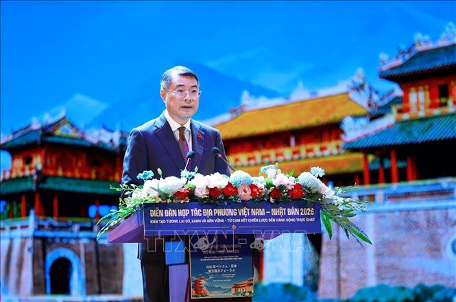 Thủ tướng Lê Minh Hưng phát biểu tại Diễn đàn Hợp tác địa phương Việt Nam - Nhật Bản năm 2026. Ảnh: Dương Giang – TTXVN 
