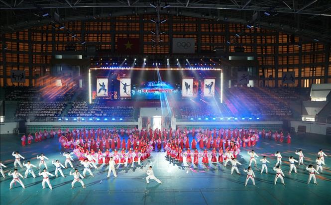 Chương trình đồng diễn nghệ thuật tại Đại hội. Ảnh: Đồng Thúy - TTXVN