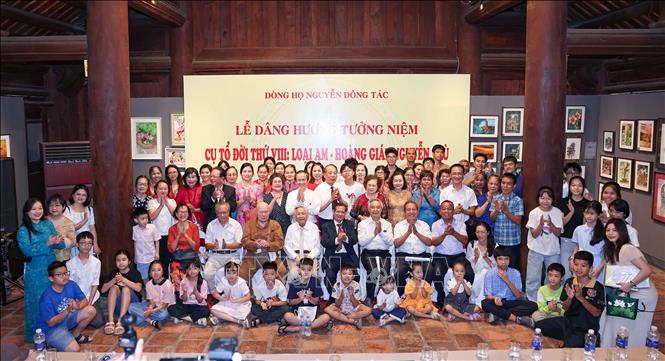 Mỗi gia đình, dòng họ được xem như một mô hình khuyến học, khuyến tài góp phần xây dựng xã hội học tập. Ảnh: Thanh Tùng - TTXVN 