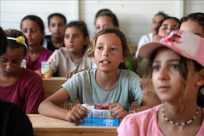 Các em nhỏ Palestine tại một trường học ở Gaza. Ảnh: THX/TTXVN phát