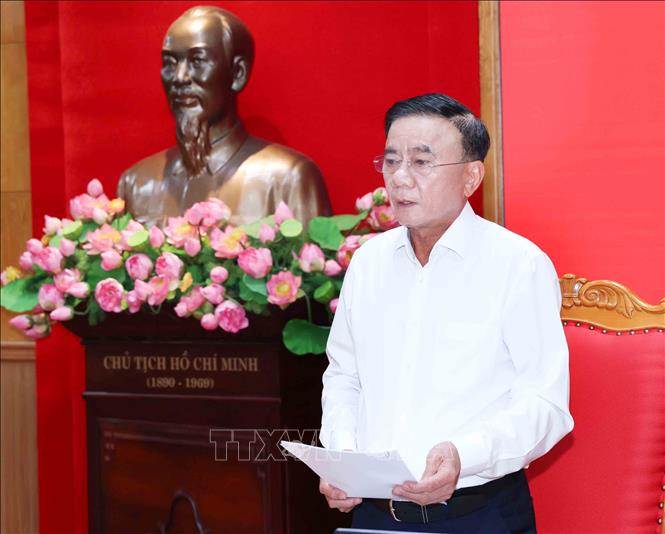 Đồng chí Trần Cẩm Tú, Uỷ viên Bộ Chính trị, Thường trực Ban Bí thư, Bí thư Đảng uỷ các cơ quan Đảng Trung ương phát biểu chỉ đạo Hội nghị. Ảnh: Phương Hoa - TTXVN