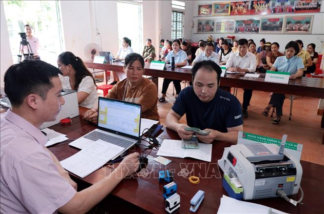 Tính đến tháng 9/2026, tổng dư nợ các chương trình cho vay tại Lào Cai đạt gần 13 nghìn tỷ đồng, với 158.896 hộ nghèo, các đối tượng chính sách đang được thụ hưởng các chính sách tín dụng ưu đãi. Ảnh: Trần Việt – TTXVN