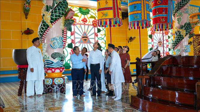 Không gian văn hóa tại Tòa Thánh Cao Đài, một điểm đến quan trọng trong định hướng phát triển tour “Tâm linh - Sinh thái - Về nguồn” của tỉnh Tây Ninh. Ảnh: Minh Phú - TTXVN 