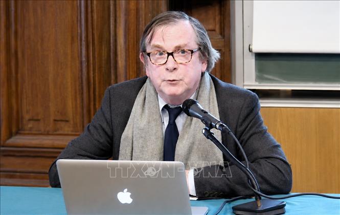 Giáo sư Hugues Tertrais, Giáo sư danh dự Đại học Paris 1 Panthéon-Sorbonne, nguyên Giám đốc Trung tâm Lịch sử châu Á đương đại (CHAC) chuyên nghiên cứu Việt Nam, Đông Nam Á và khu vực châu Á - Thái Bình Dương. Ảnh: TTXVN phát