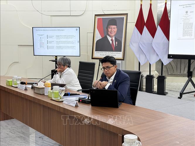 Bà Melda Mardalina và ông Fadli Rahman tại sự kiện. Ảnh: Minh Thái - PV TTXVN tại Indonesia