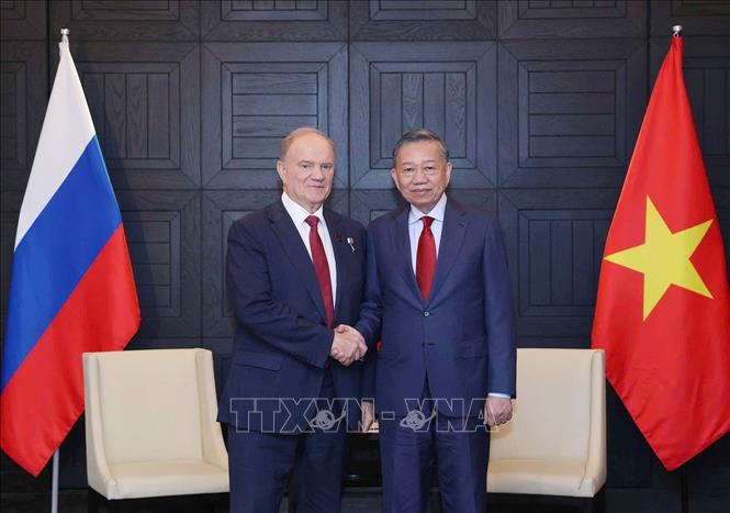 Tổng Bí thư, Chủ tịch nước Tô Lâm tiếp Chủ tịch Đảng Cộng sản Liên bang Nga Gennady Zyuganov. Ảnh: Thống Nhất – TTXVN