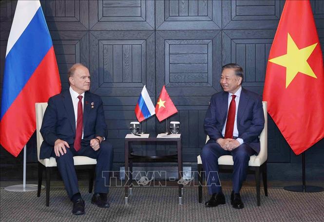 Tổng Bí thư, Chủ tịch nước Tô Lâm tiếp Chủ tịch Đảng Cộng sản Liên bang Nga Gennady Zyuganov. Ảnh: Thống Nhất – TTXVN