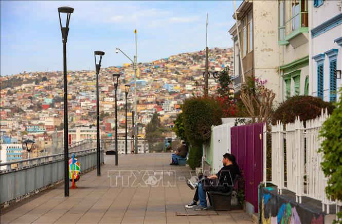 Quang cảnh thành phố Valparaiso, Chile. Ảnh: THX/TTXVN phát