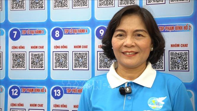 Bà Đỗ Thị Phúc, cán bộ Ủy ban MTTQ Việt Nam phường Hai Bà Trưng đồng tình chủ trương thực hiện quy hoạch sông Hồng. Ảnh: Hùng Mạnh - TTXVN.