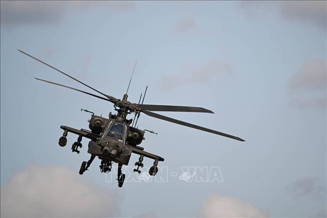 Trực thăng Apache bay huấn luyện tại Nowa Deba, Đông Nam Ba Lan ngày 7/9/2026. Ảnh: PAP/TTXVN phát