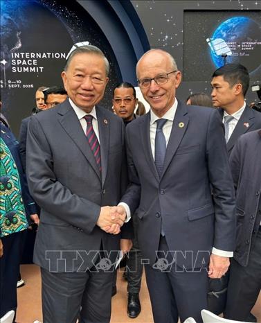 Tổng Bí thư, Chủ tịch nước Tô Lâm và Thủ tướng Luxembourg Luc Frieden tham dự hội nghị. Ảnh: TTXVN phát