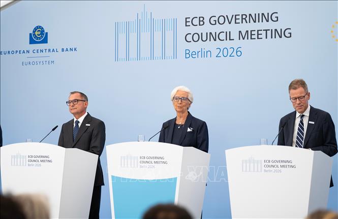 Ngày 10/9/2026, Ngân hàng Trung ương châu Âu (ECB) quyết định tăng lãi suất cơ bản thêm 0,25 điểm phần trăm, lên 2,5%, trong bối cảnh xung đột tại Trung Đông khiến chi phí năng lượng gia tăng, làm dấy lên lo ngại về nguy cơ lạm phát. Ảnh: THX/TTXVN phát