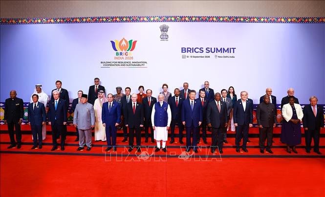 Thủ tướng Lê Minh Hưng cùng các Trưởng đoàn tham dự Hội nghị thượng đỉnh BRICS lần thứ 18 tại Ấn Độ. Ảnh: Dương Giang – TTXVN
