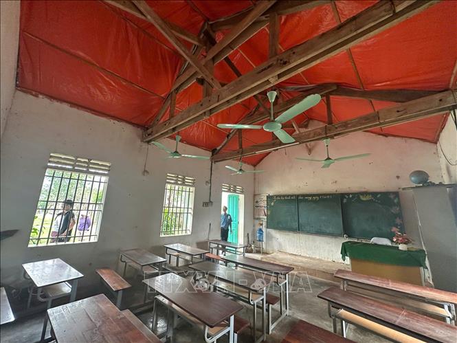 Điểm trường lẻ Tiến Sơn đã sử dụng 28 năm, hiện xuống cấp, nguy cơ mất an toàn khi dạy học. Ảnh: Bích Huệ - TTXVN