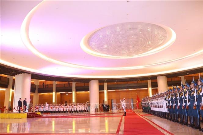 Lễ đón chính thức Nhà vua Thái Lan Maha Vajiralongkorn Phra Vajiraklaochaoyuhua và Hoàng hậu Suthida Bajrasudhabimalalakshana thăm cấp Nhà nước tới Việt Nam được tổ chức trọng thể tại Nhà Quốc hội (Hà Nội). Ảnh: Văn Điệp - TTXVN 