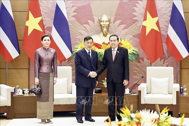 Chủ tịch Quốc hội Trần Thanh Mẫn hội kiến Nhà vua Thái Lan Maha Vajiralongkorn Phra Vajiraklaochaoyuhua và Hoàng hậu Suthida Bajrasudhabimalalakshana. Ảnh: Doãn Tấn - TTXVN