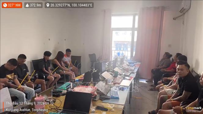 Hiện trường thời điểm Ban chuyên án đột kích. Ảnh: TTXVN phát
