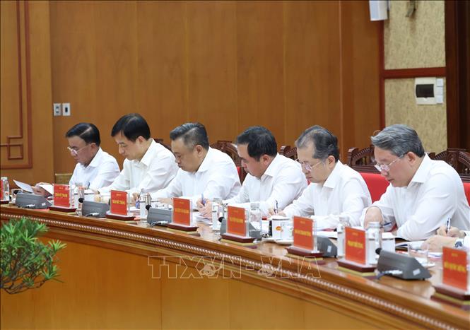 Các đại biểu tham dự Phiên họp Thường trực Ban Chỉ đạo Trung ương về phòng, chống tham nhũng, lãng phí, tiêu cực. Ảnh: Thống Nhất – TTXVN
