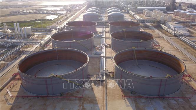 Kết thúc phiên, giá dầu Brent giảm 1,01 USD, tương đương 0,95%, xuống 104,82 USD/thùng; giá dầu WTI của Mỹ giảm 52 cent, tương đương 0,5%, xuống 101,91 USD/thùng. Ảnh: THX/TTXVN phát