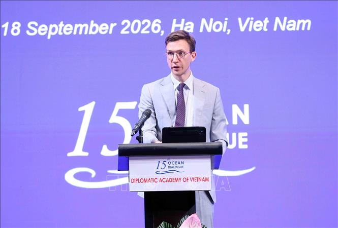 Trưởng Đại diện Quỹ Konrad-Adenauer-Stiftung (KAS) tại Việt Nam Lewe Paul phát biểu. Ảnh: An Đăng - TTXVN