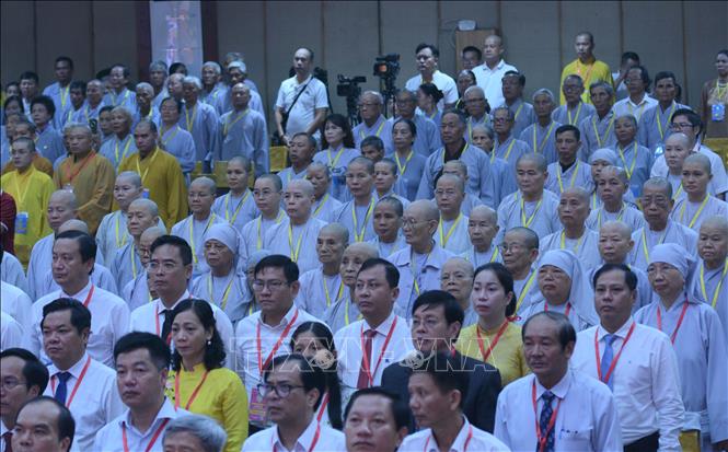 Đại biểu và tăng ni tham dự Đại hội. Ảnh: Văn Dũng-TTXVN