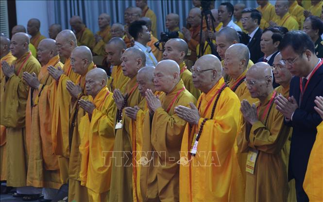 Lễ niệm phật cầu gia bị. Ảnh: Văn Dũng-TTXVN