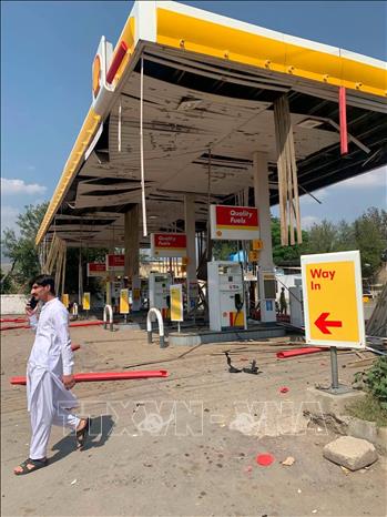 Hiện trường vụ đánh bom ở Kohat, tỉnh Khyber Pakhtunkhwa, Pakistan ngày 18/9/2026. Ảnh: THX/TTXVN phát